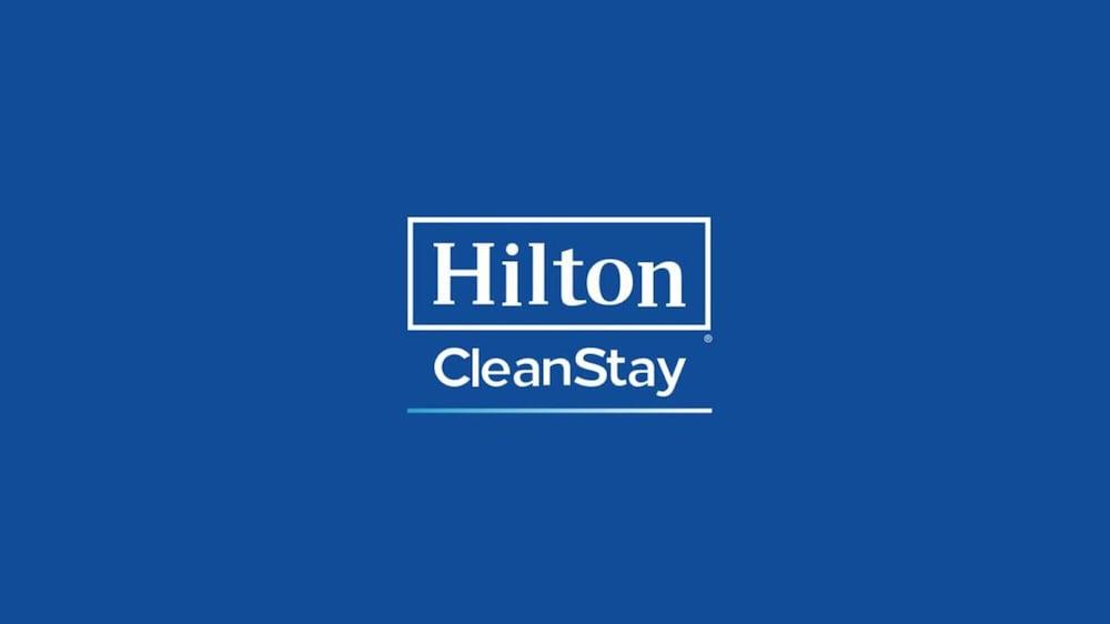 Hampton Inn Muscatine Екстериор снимка